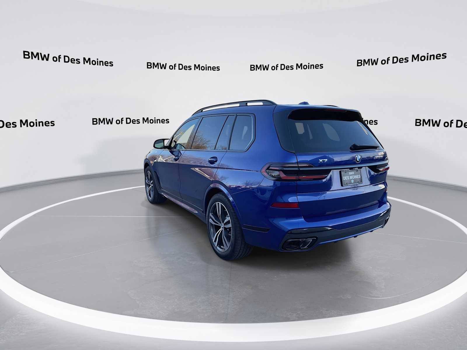 Thumbnail: 2026 BMW X7 - 6