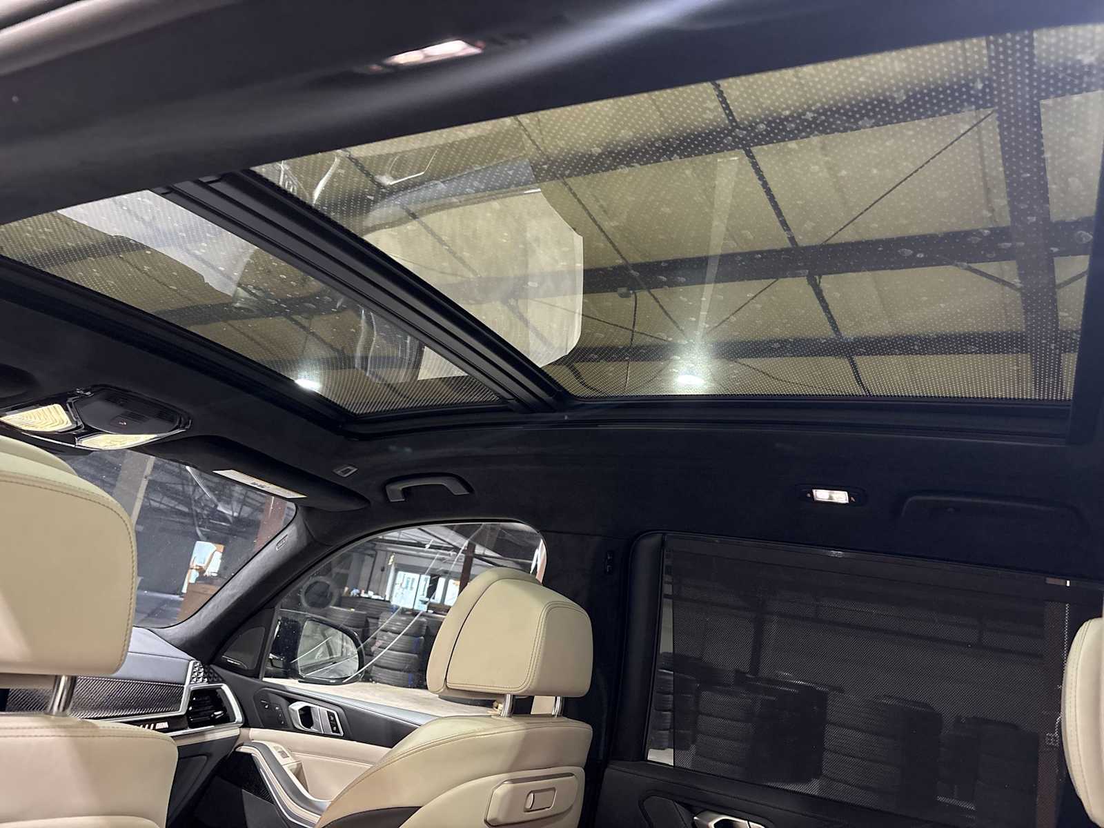 Thumbnail: 2024 BMW X7 - 19