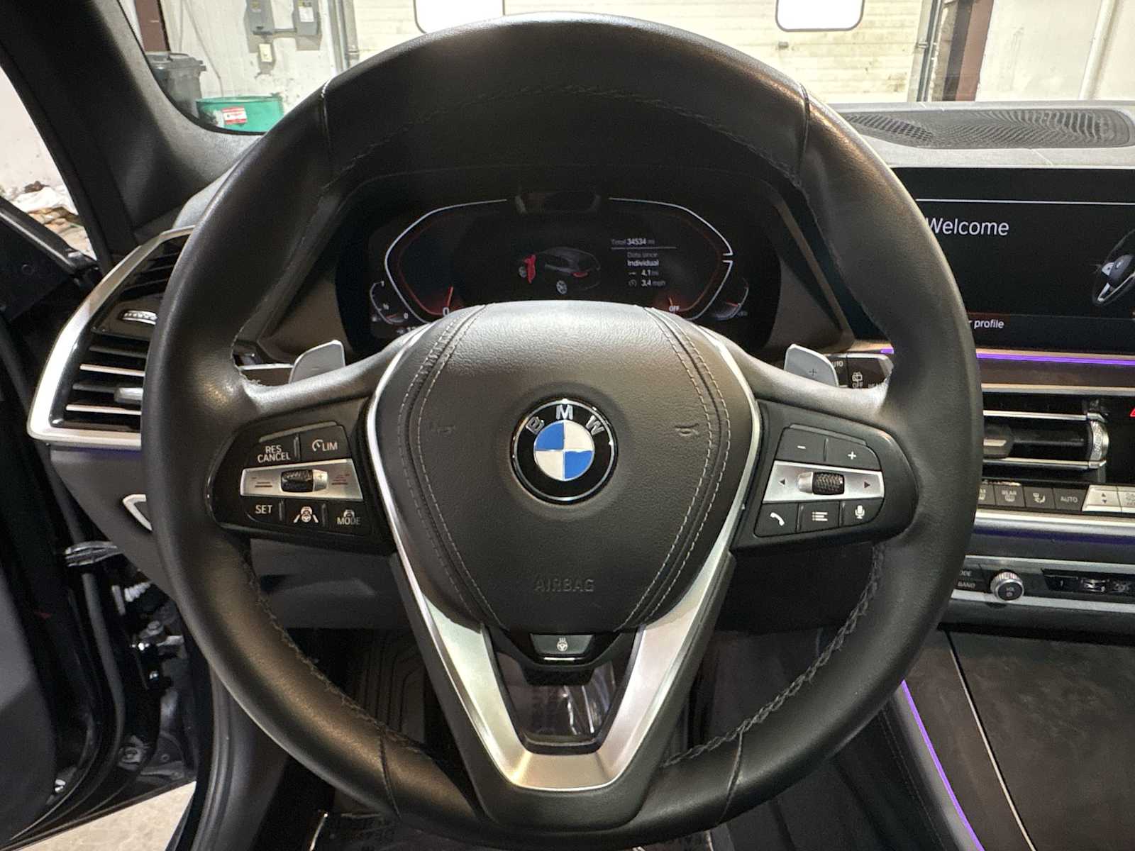 Thumbnail: 2023 BMW X5 - 22