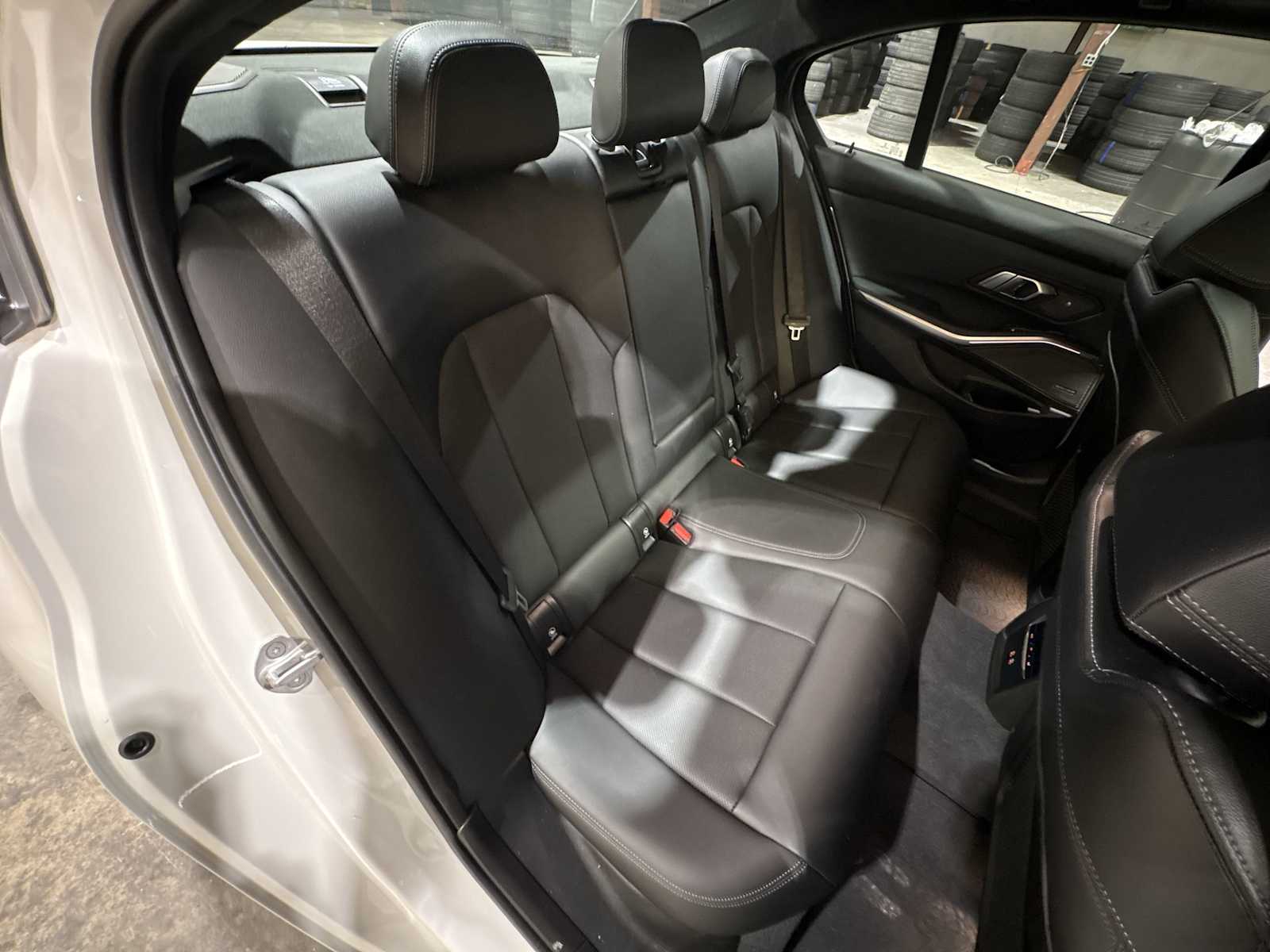 Thumbnail: 2023 BMW 3 Series - 20