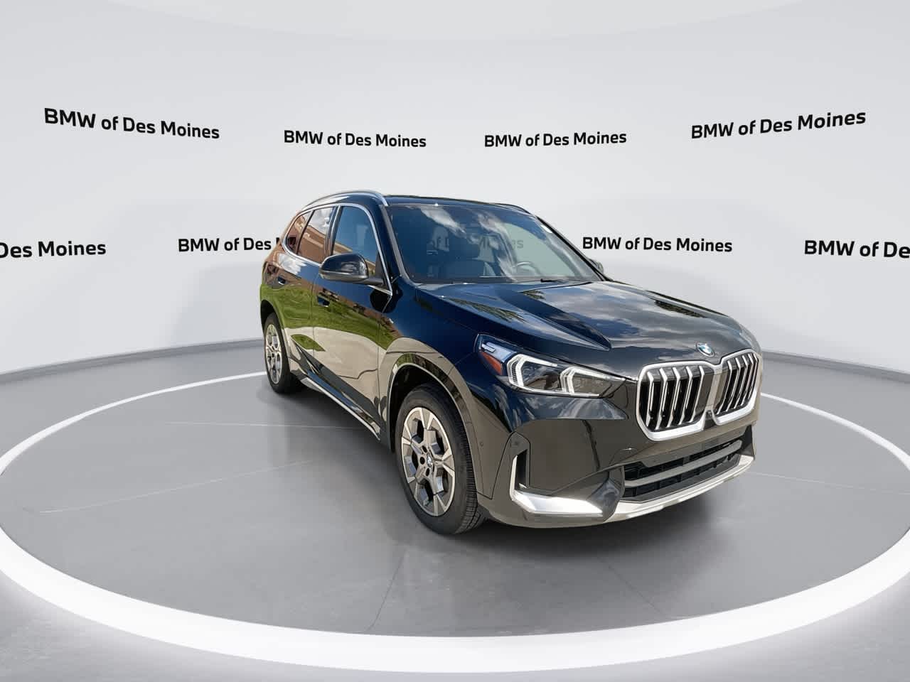 Thumbnail: 2025 BMW X1 - 2
