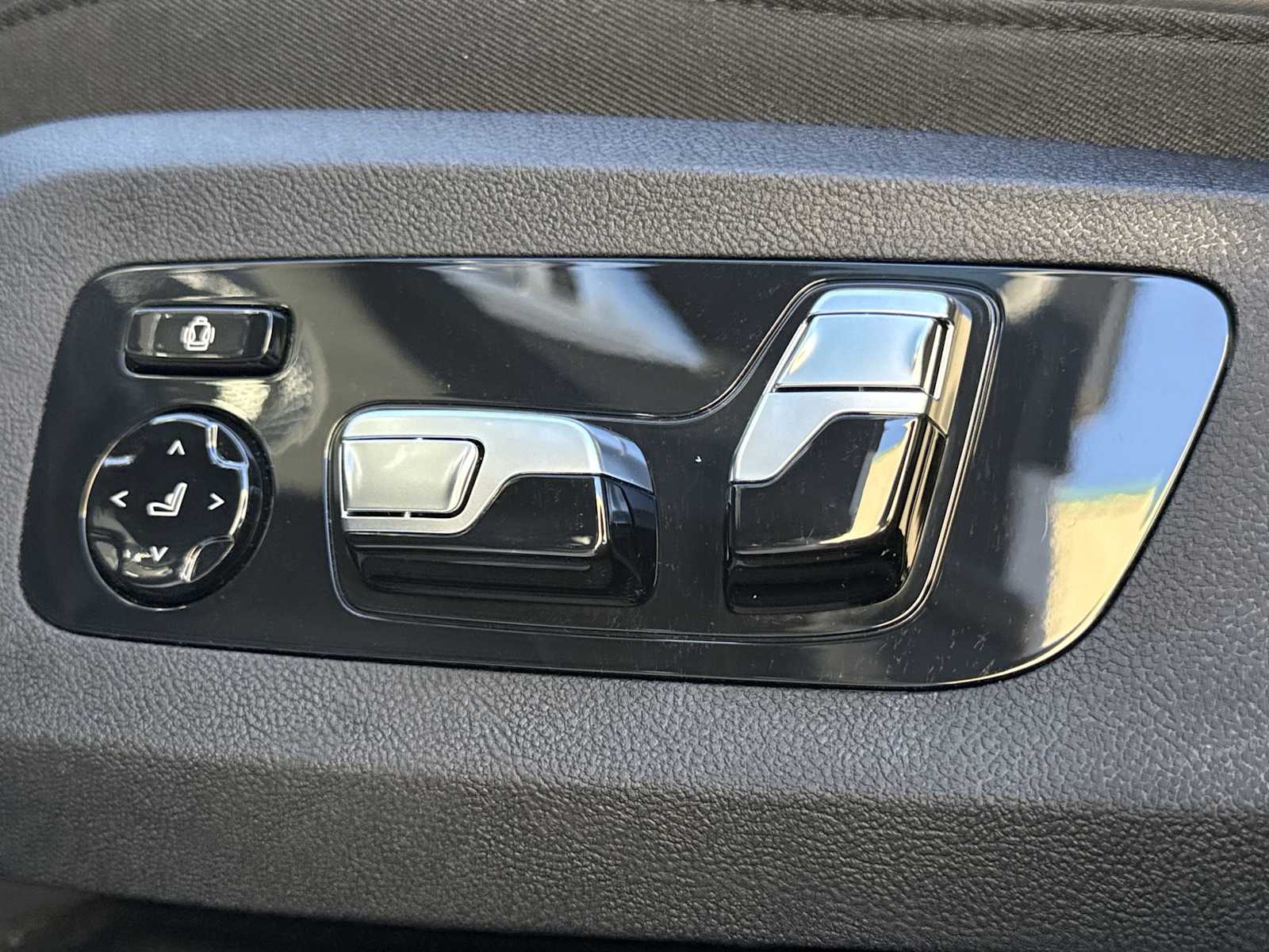 Thumbnail: 2024 BMW XM - 18