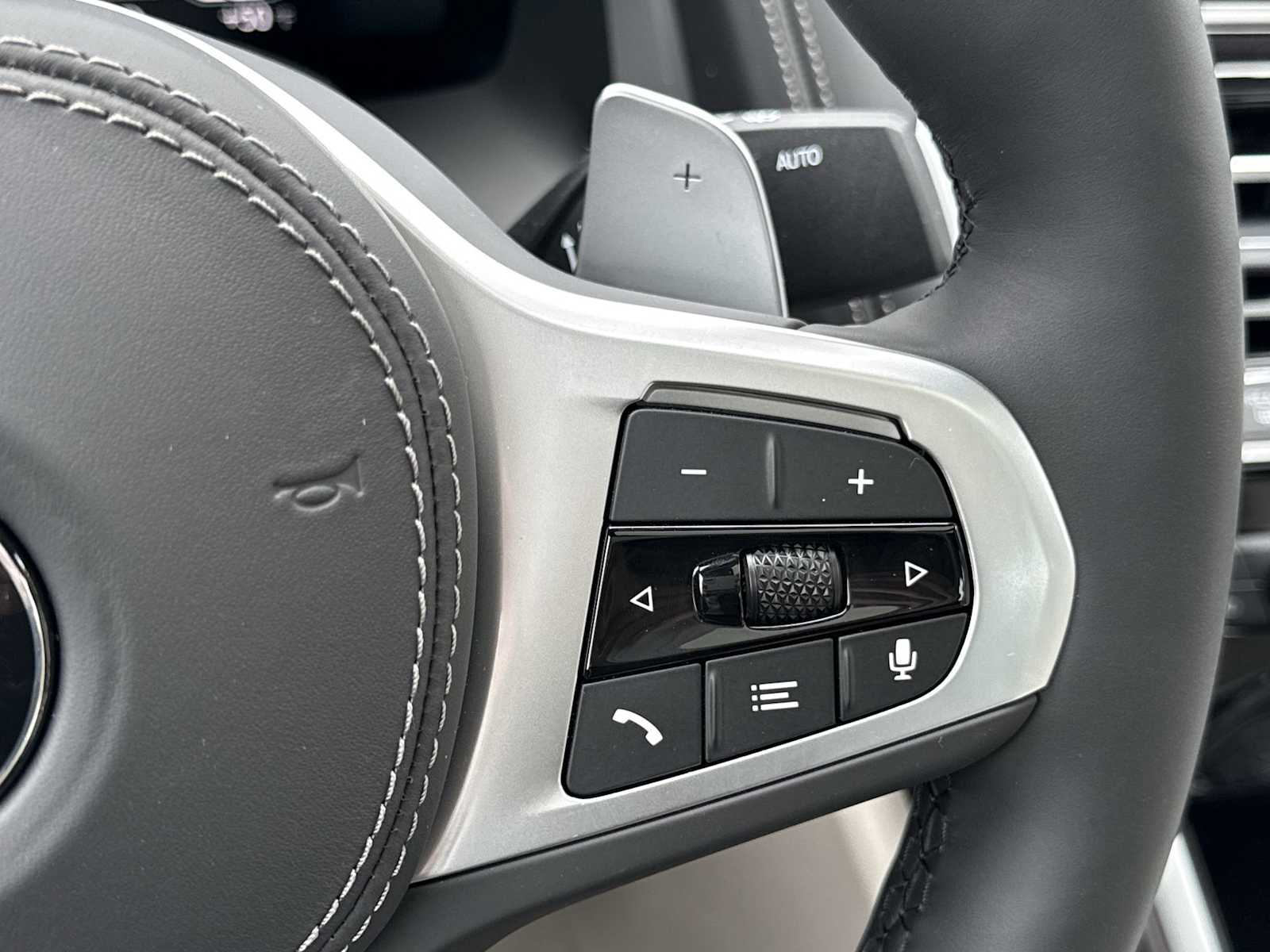 2026 BMW 8 Series 840i - Photo 27