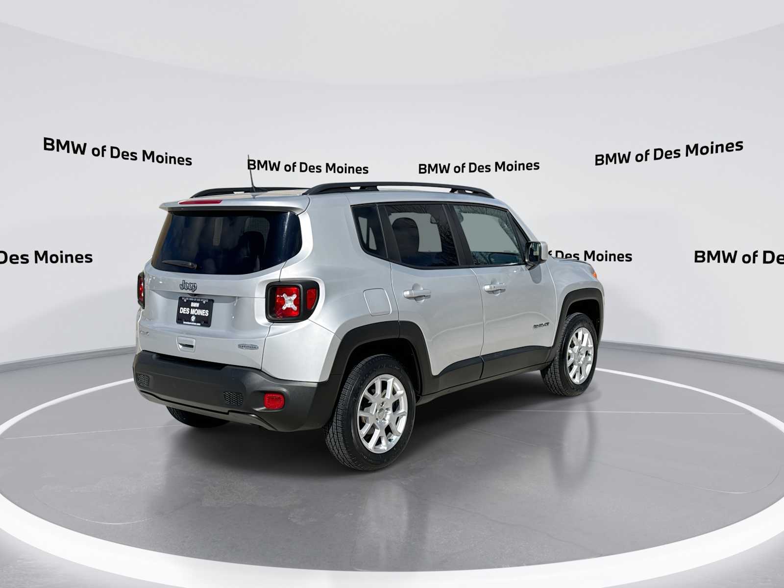 Thumbnail: 2019 Jeep Renegade - 8