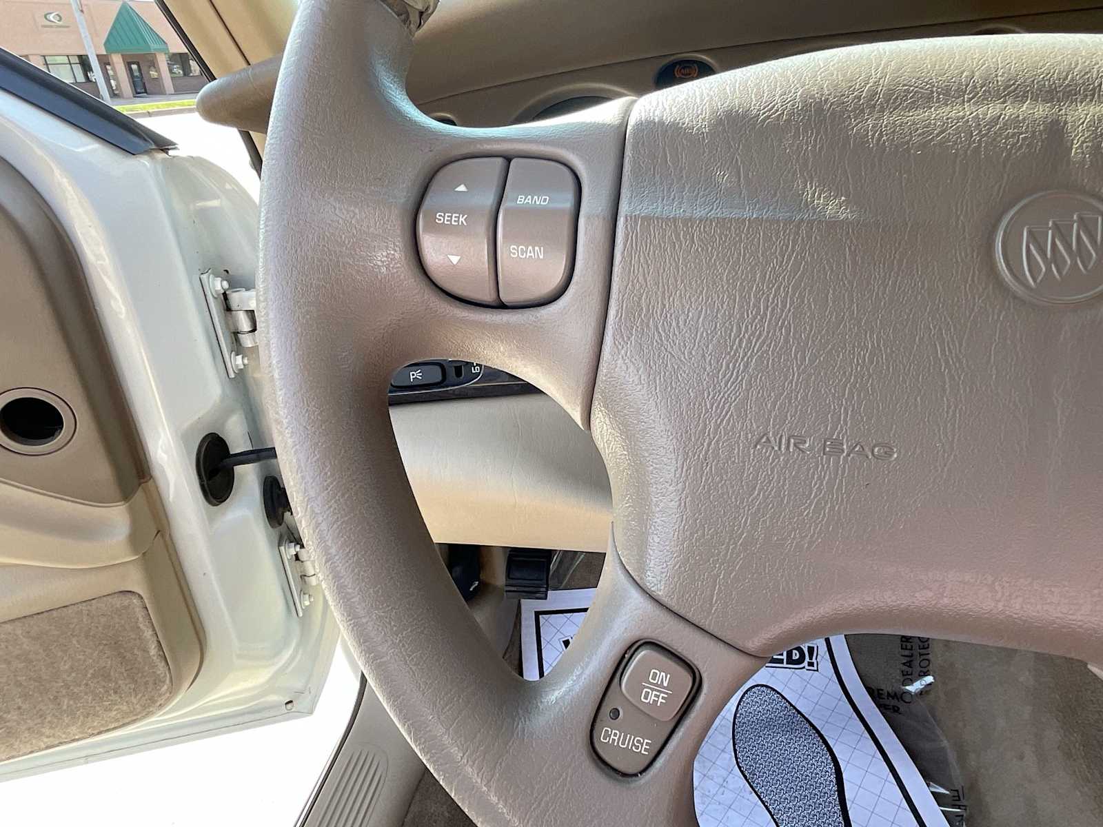 Thumbnail: 2005 Buick LeSabre - 23