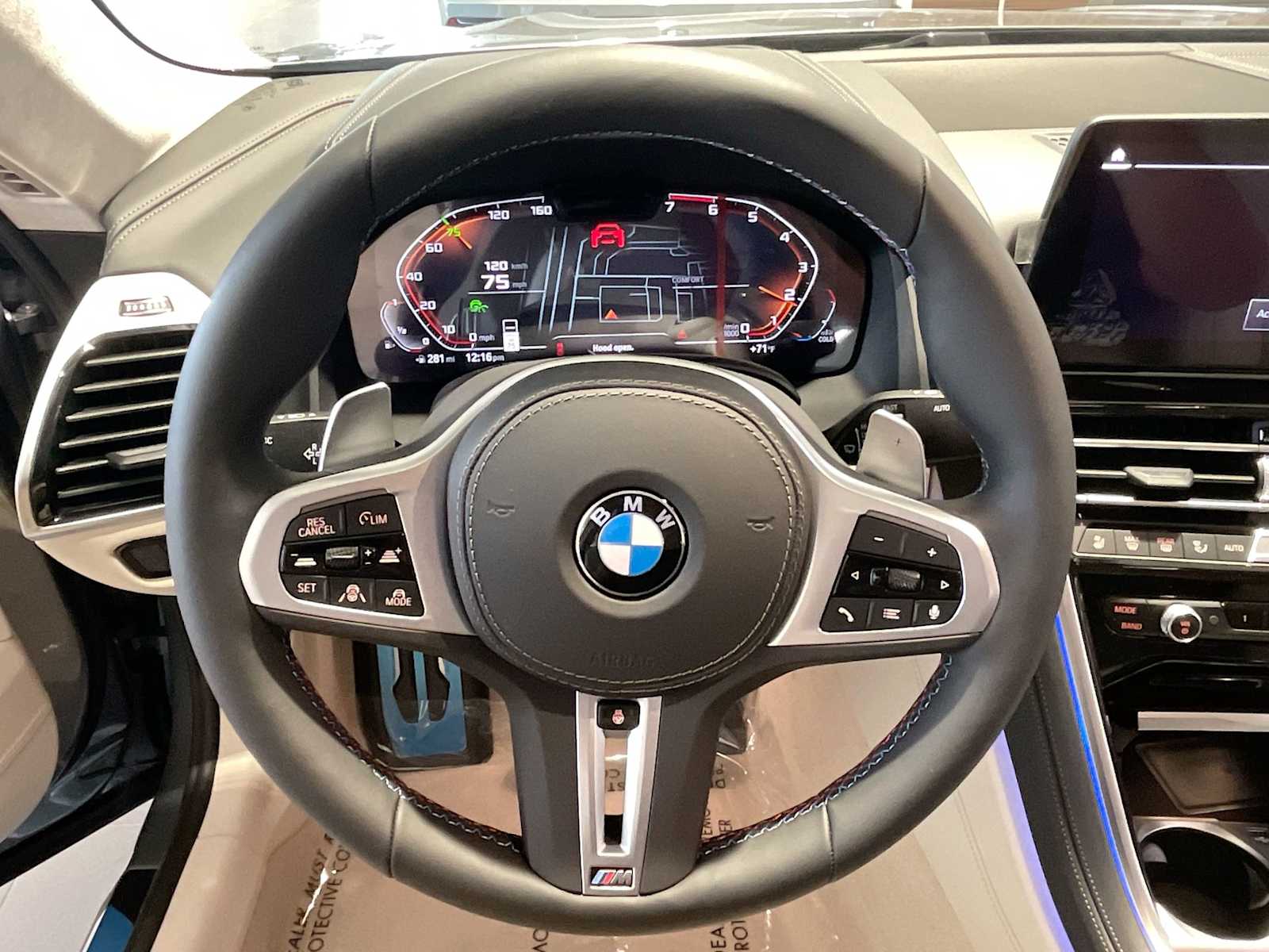 Thumbnail: 2026 BMW 8 Series - 23