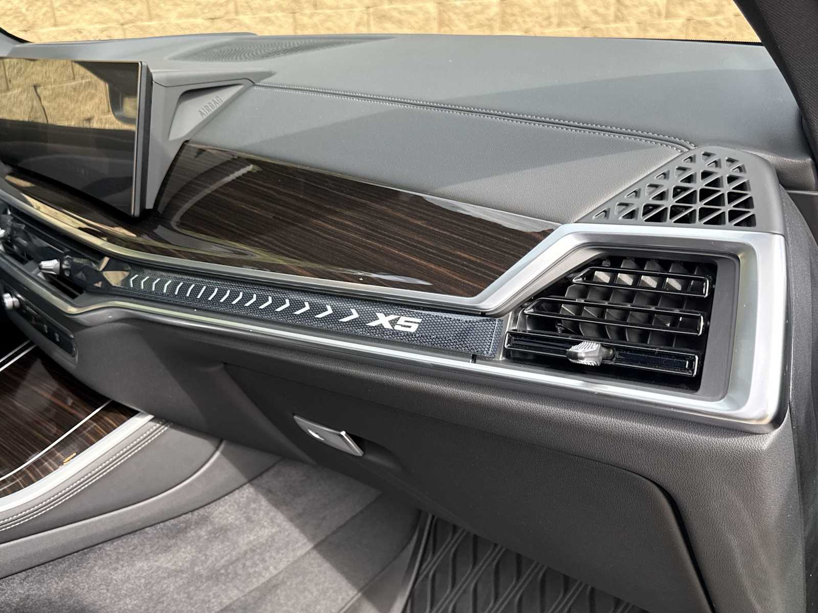 Thumbnail: 2024 BMW X5 - 43