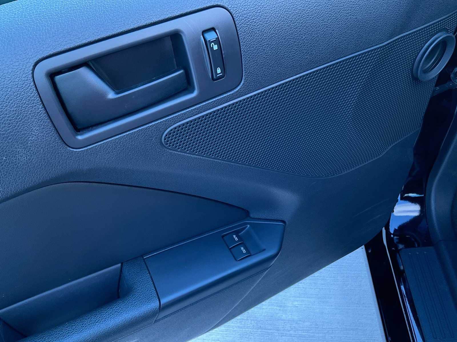 Thumbnail: 2014 Ford Mustang - 17