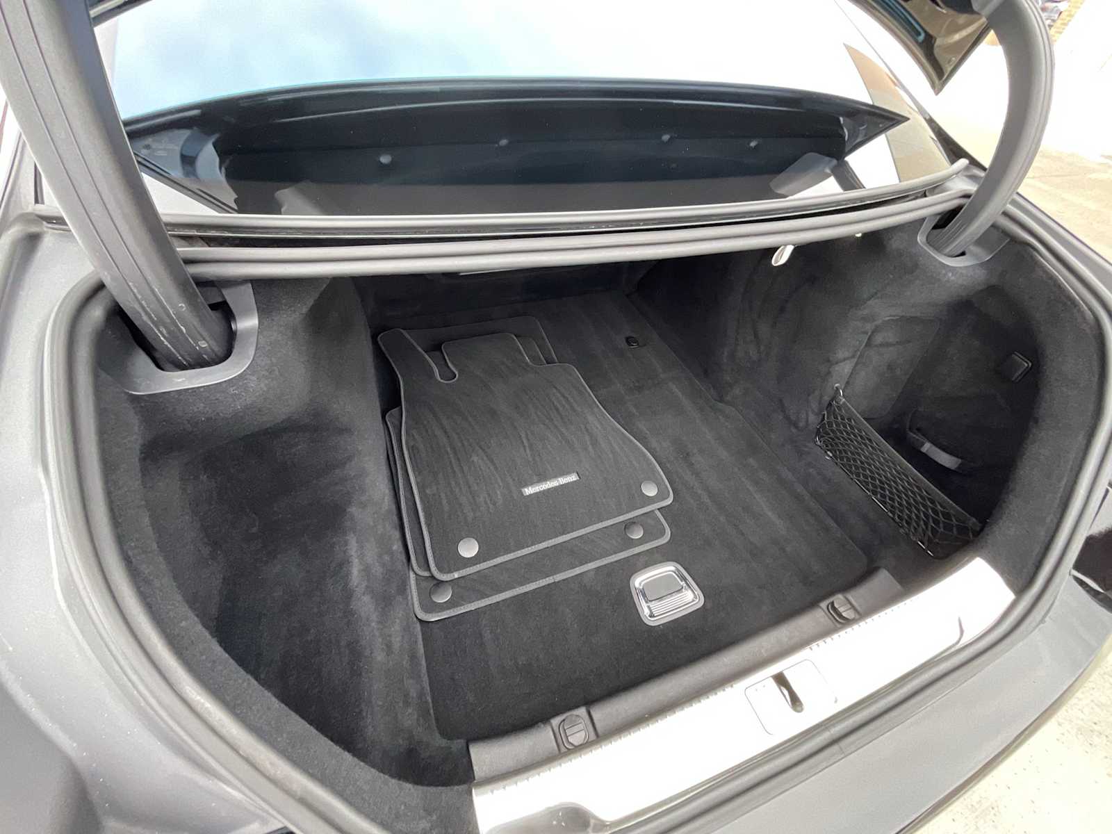 Thumbnail: 2023 Mercedes-Benz S-Class - 33