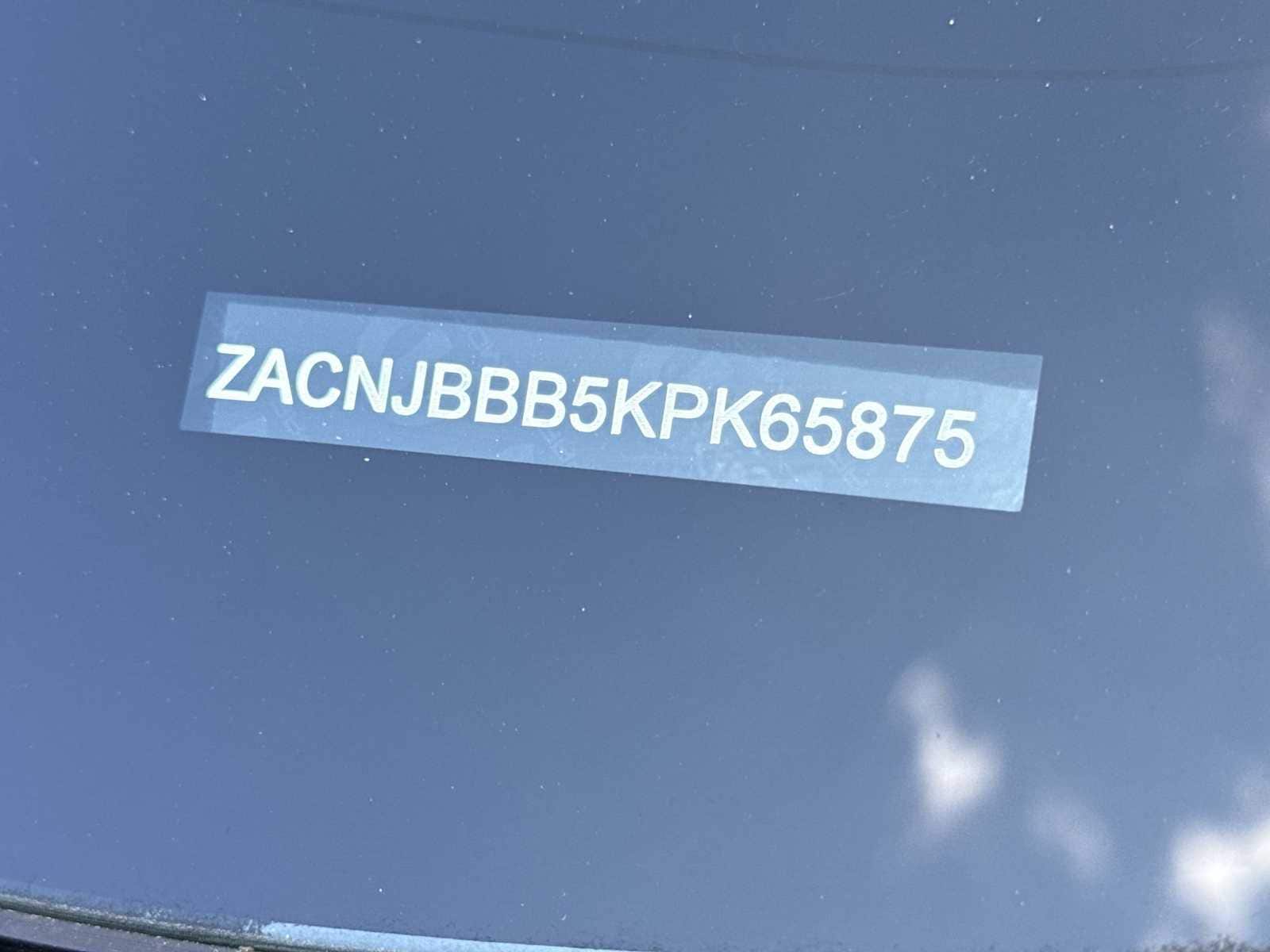 Thumbnail: 2019 Jeep Renegade - 37