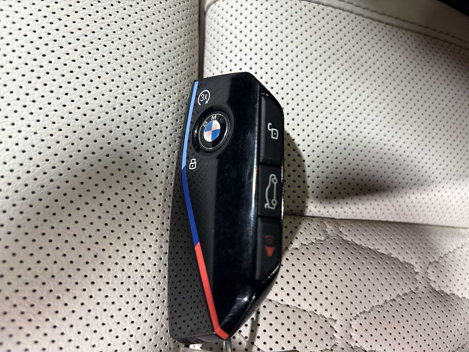 Thumbnail: 2024 BMW X7 - 35