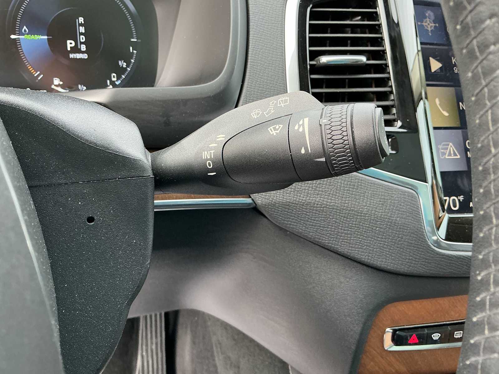 Thumbnail: 2018 Volvo XC90 - 28