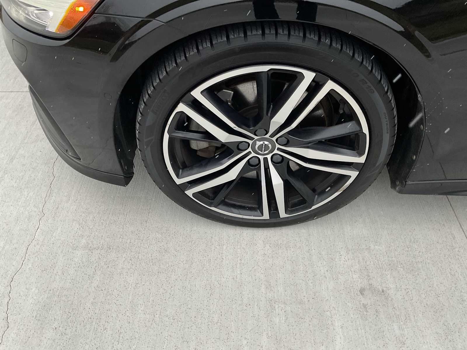 Thumbnail: 2020 Volvo S60 - 17