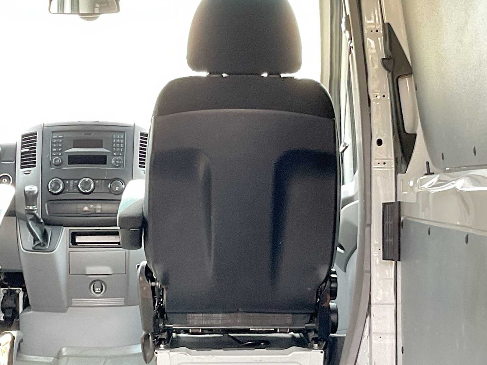 Thumbnail: 2016 Mercedes-Benz Sprinter - 19