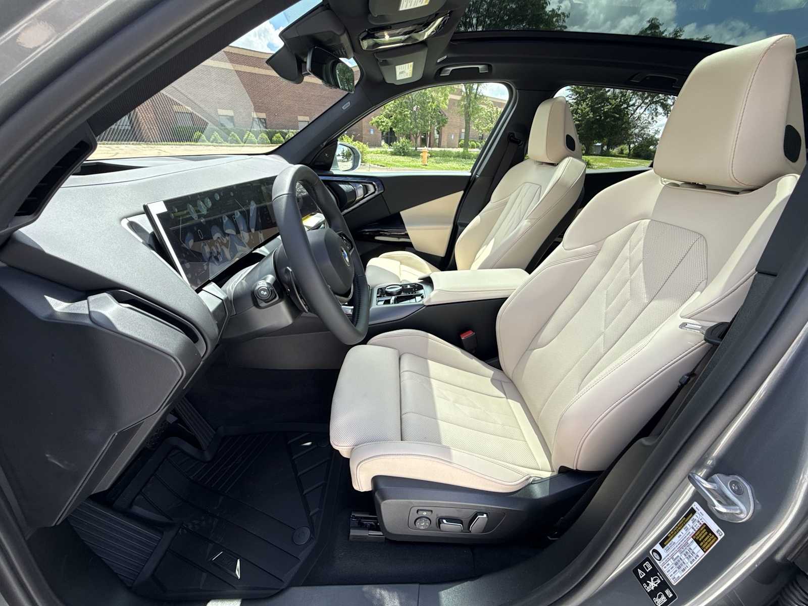 Thumbnail: 2026 BMW X3 - 10