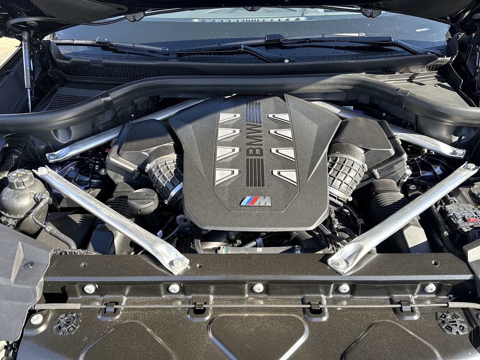 Thumbnail: 2026 BMW X5 - 15