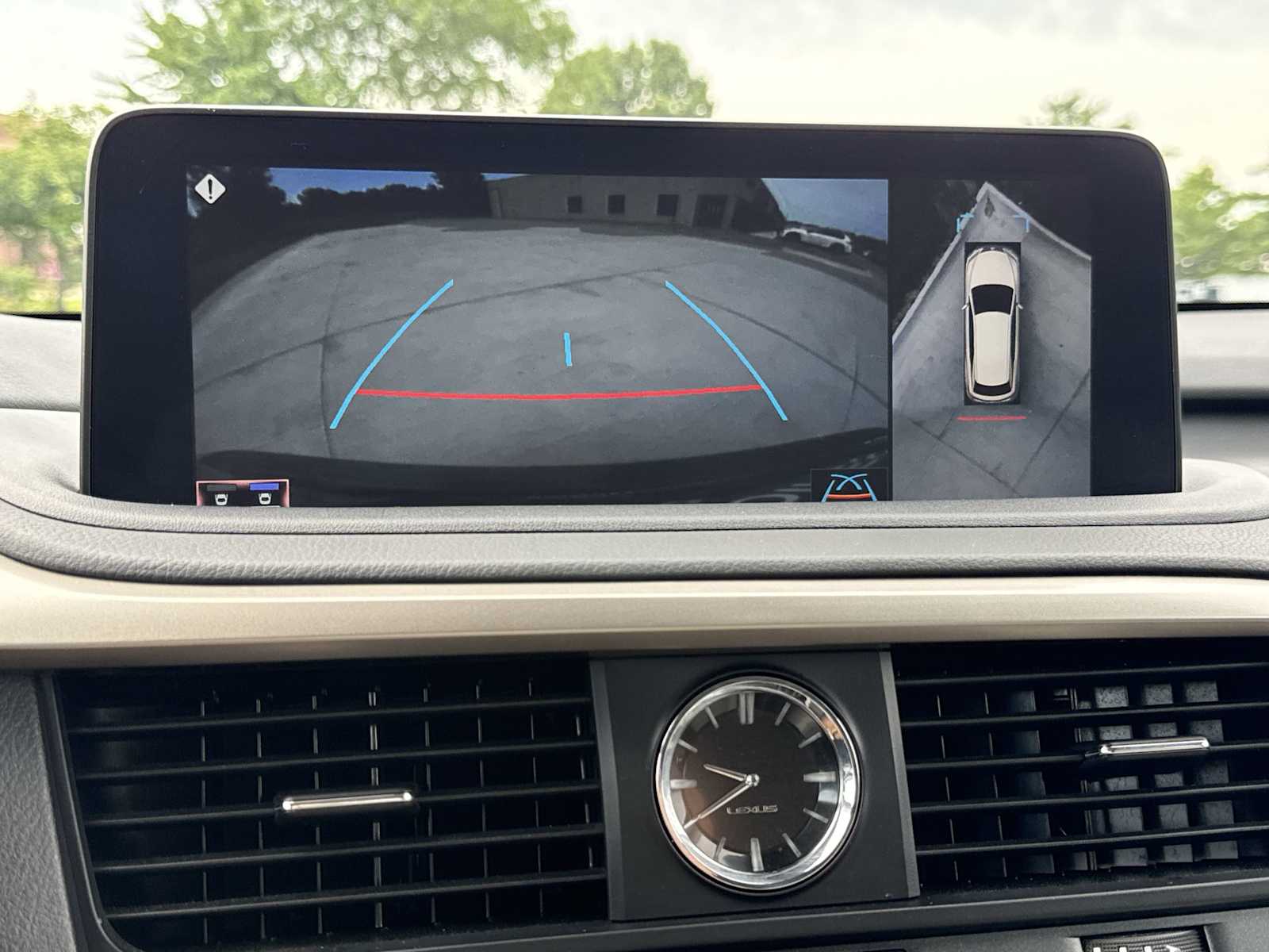 Thumbnail: 2020 Lexus RX - 31