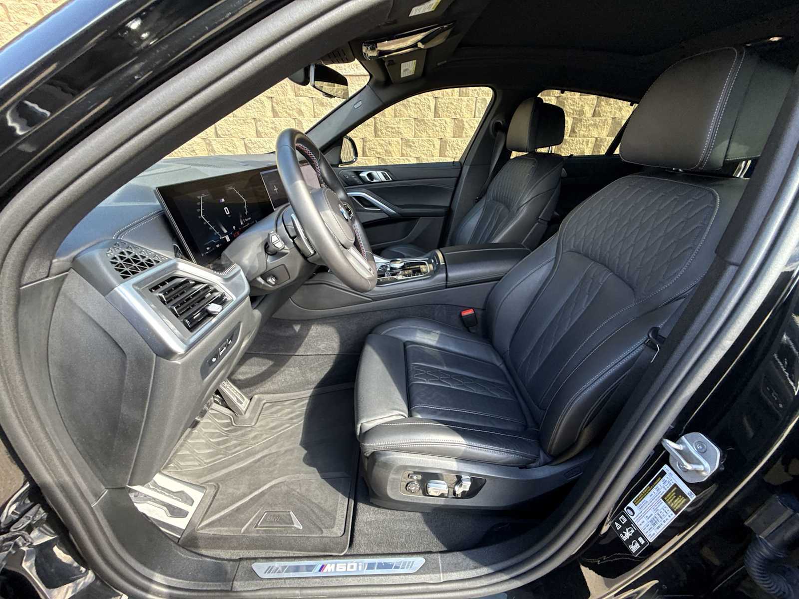 Thumbnail: 2025 BMW X6 - 10