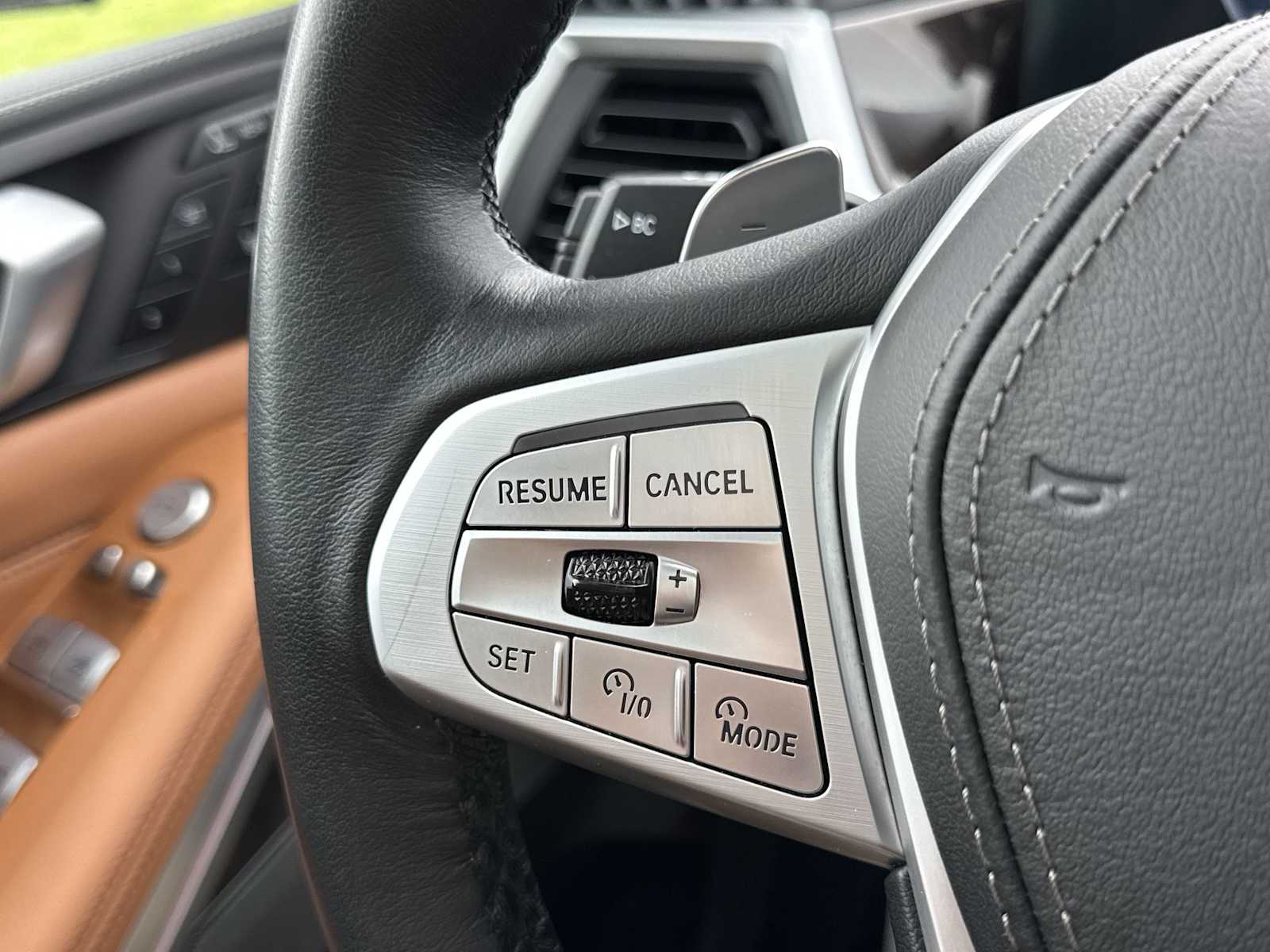 Thumbnail: 2024 BMW X7 - 26