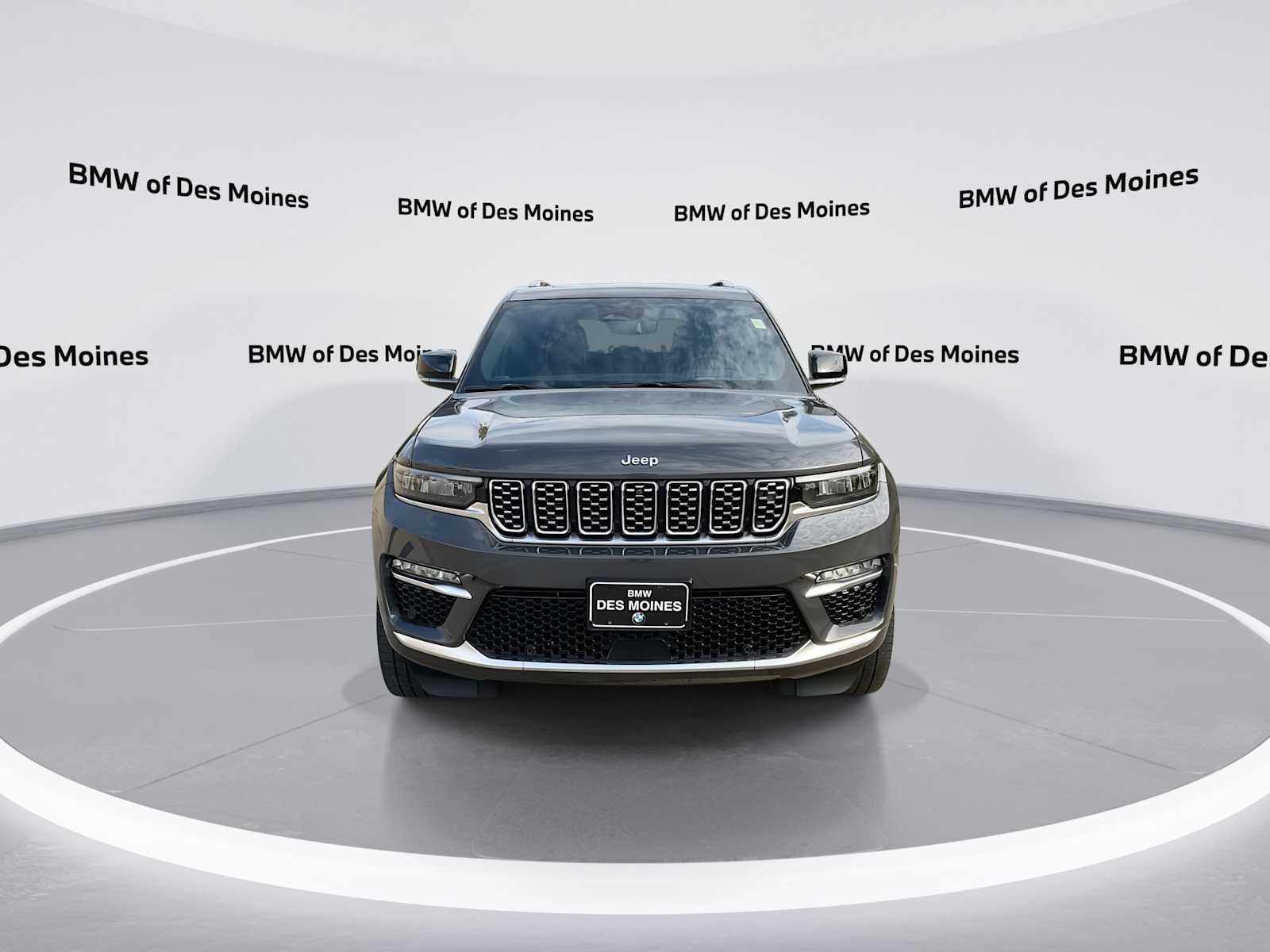 2023 Jeep Grand Cherokee Summit Reserve photo 3