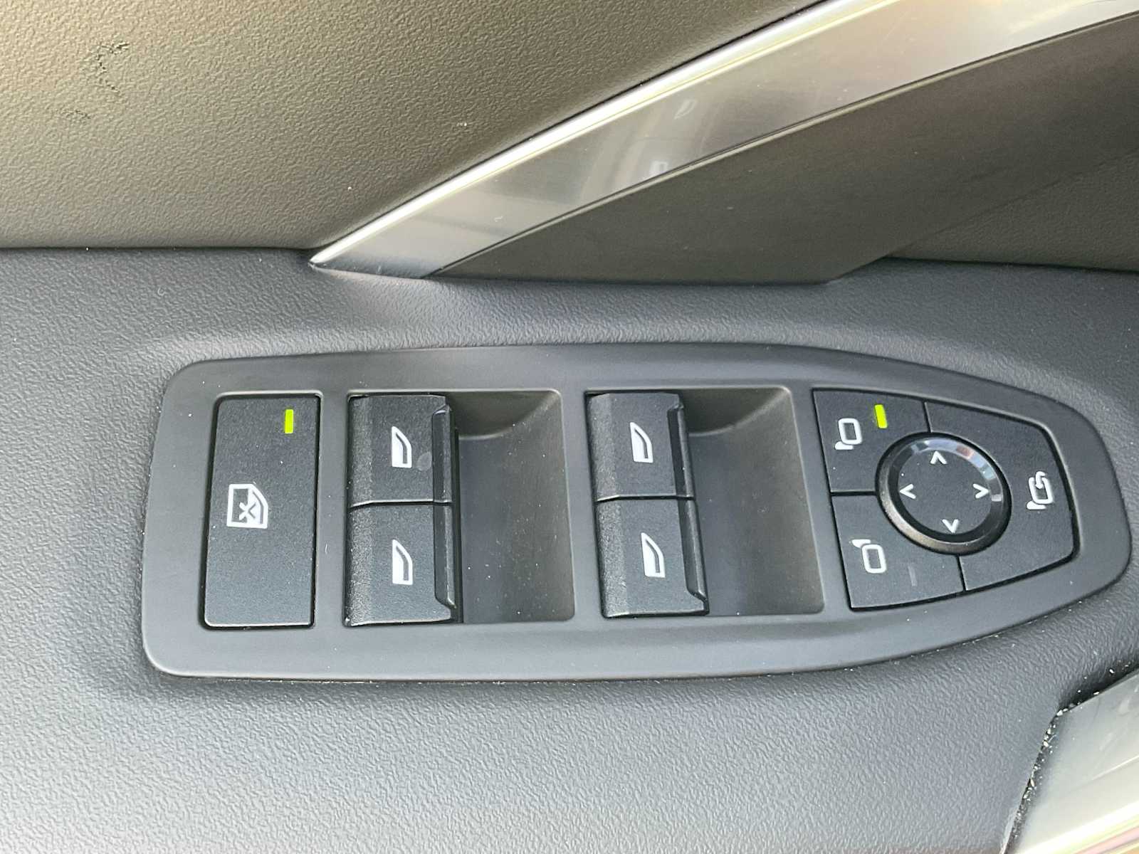 Thumbnail: 2025 BMW X1 - 17