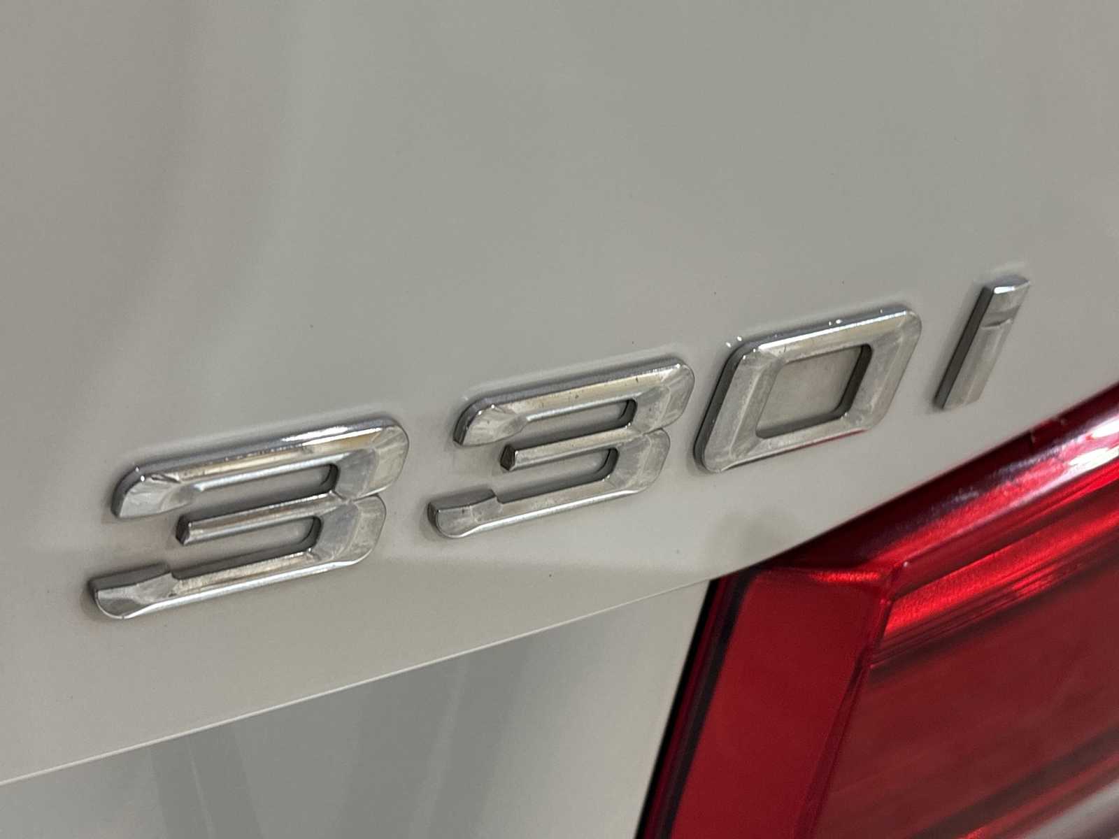 Thumbnail: 2017 BMW 3 Series - 13