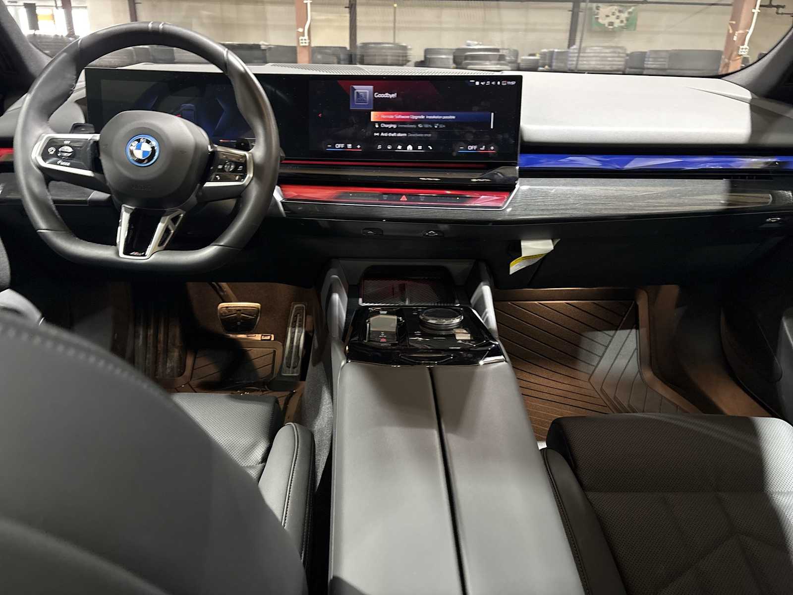 Thumbnail: 2025 BMW 5 Series - 21