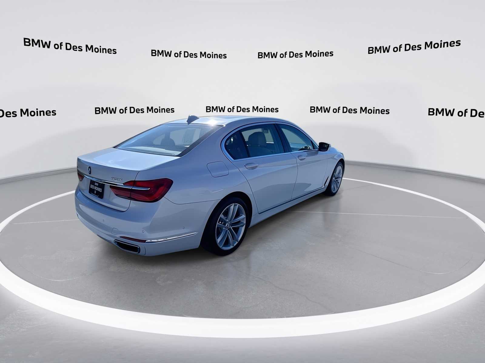 Thumbnail: 2018 BMW 7 Series - 8