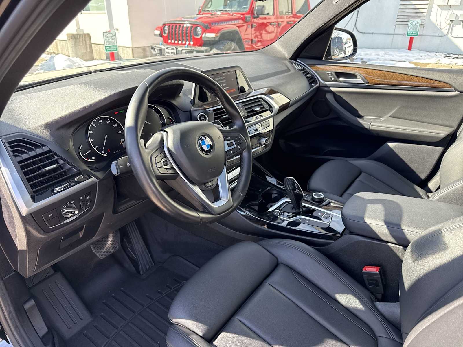 Thumbnail: 2019 BMW X3 - 10