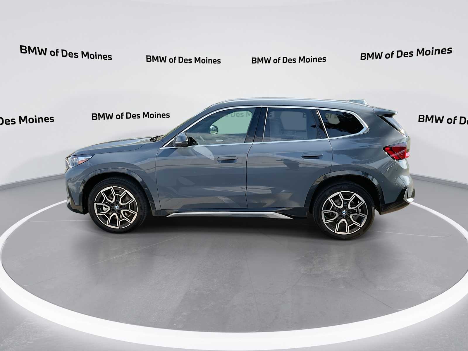 Thumbnail: 2026 BMW X1 - 5