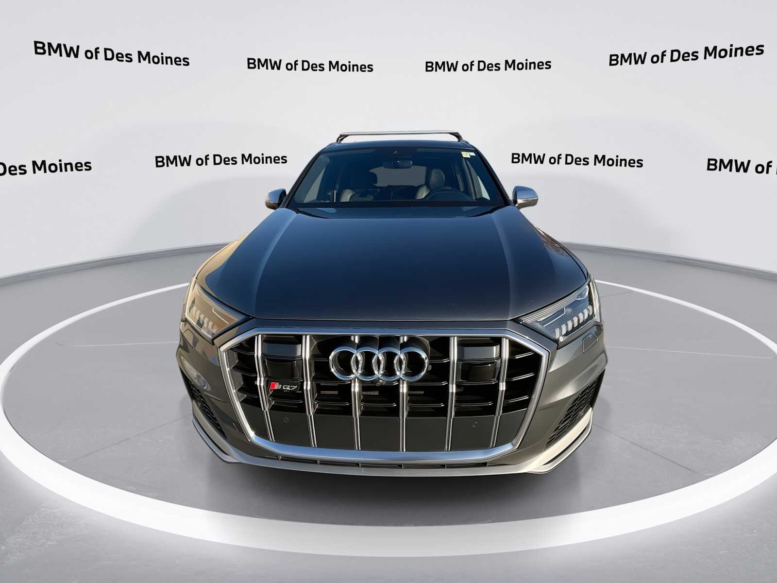 Thumbnail: 2021 Audi SQ7 - 3