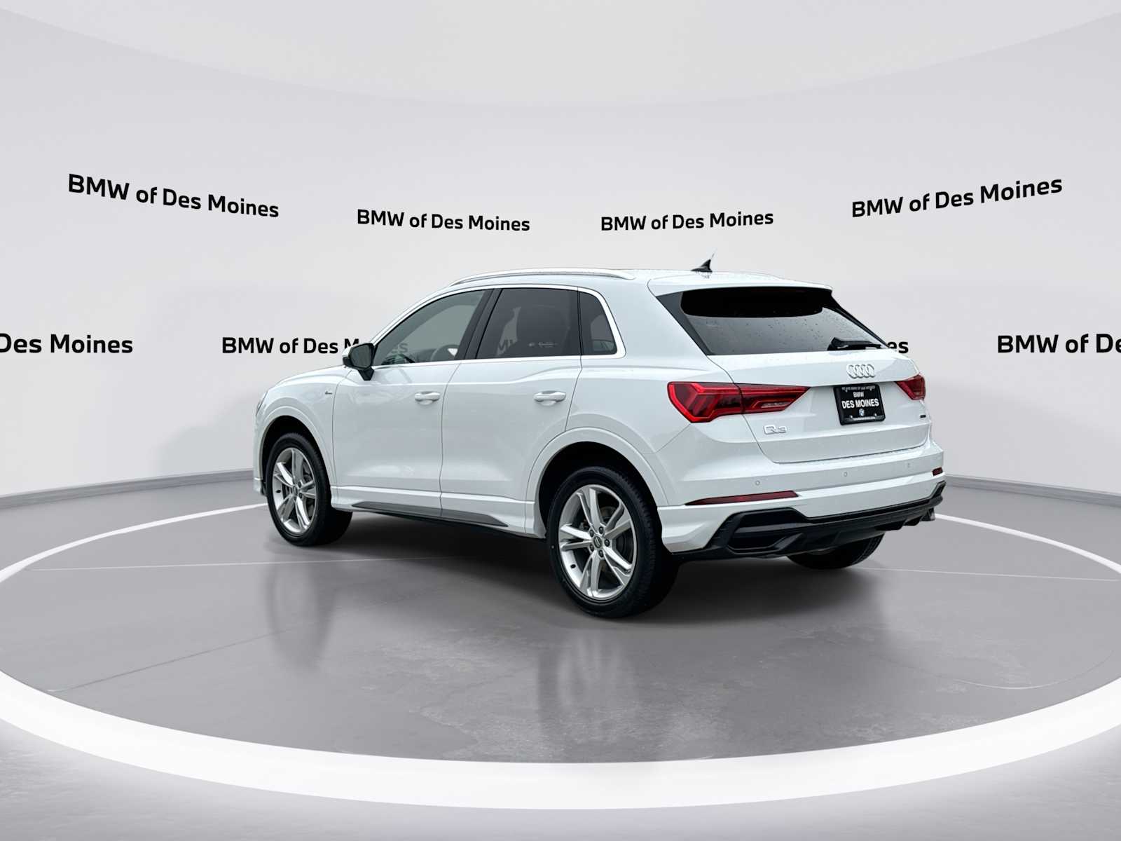 Thumbnail: 2020 Audi Q3 - 6