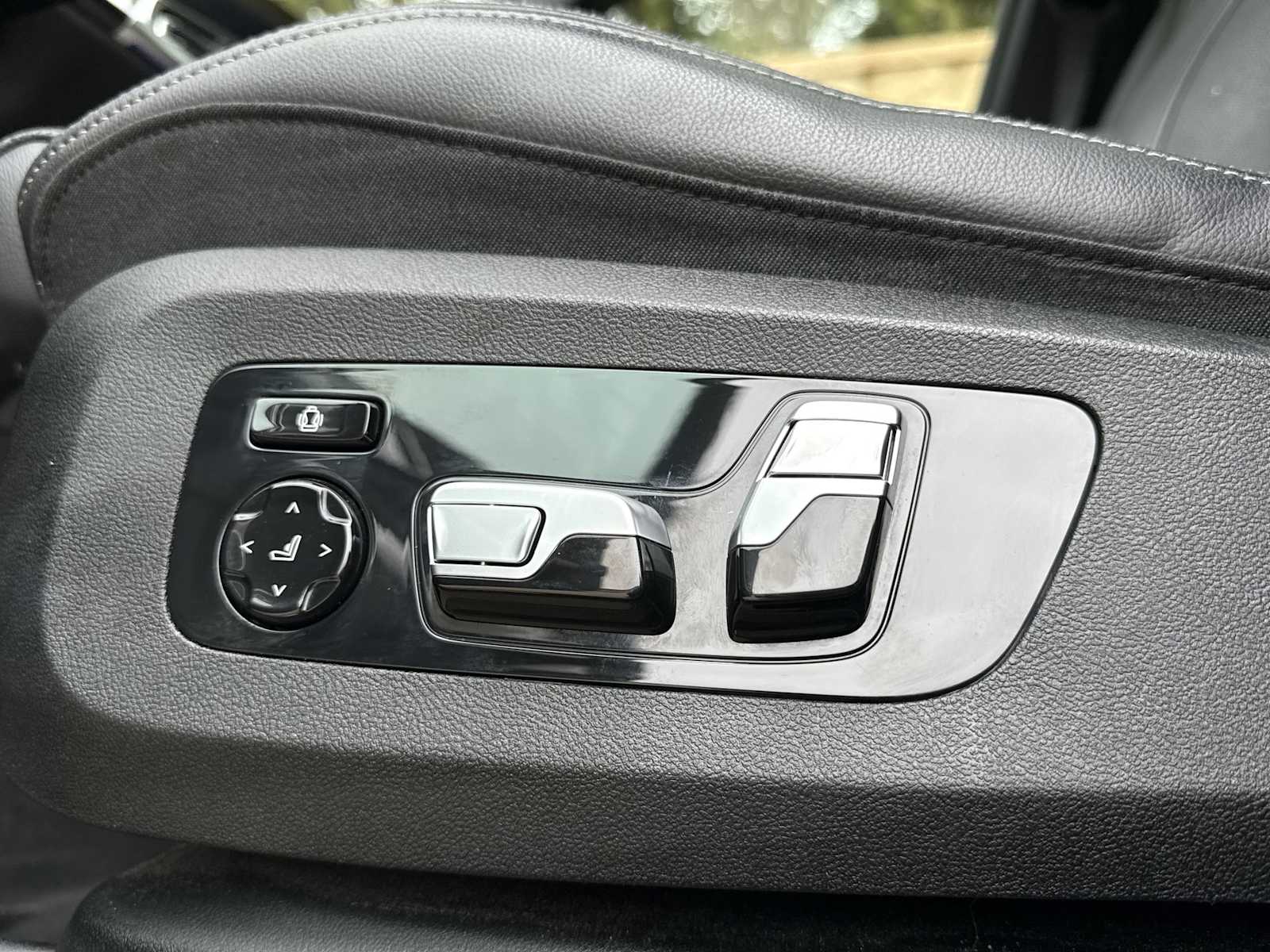 Thumbnail: 2019 BMW X5 - 18