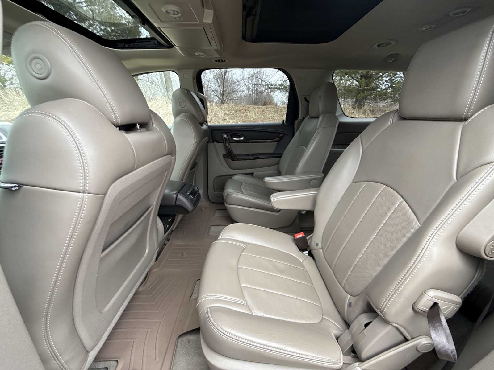 Thumbnail: 2013 GMC Acadia - 21