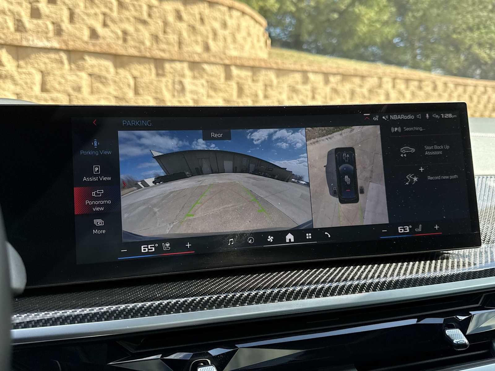 Thumbnail: 2025 BMW X6 - 32