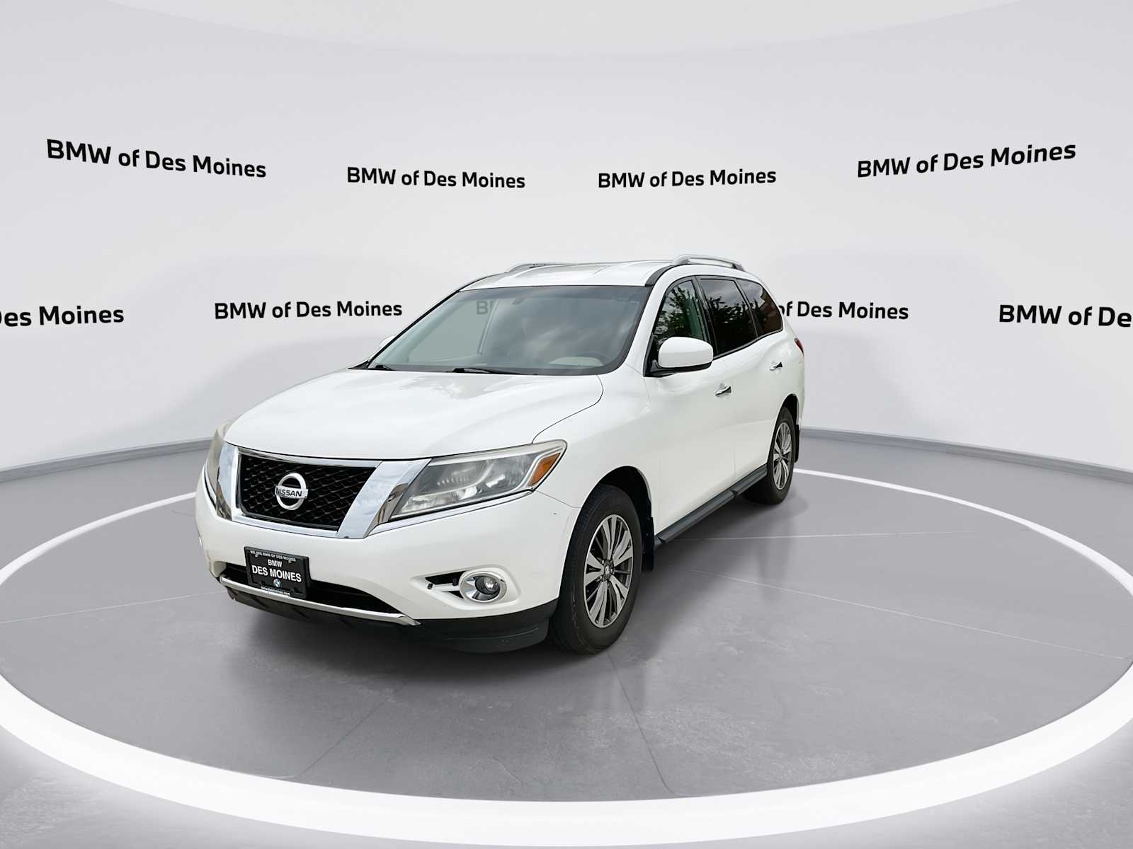 Thumbnail: 2016 Nissan Pathfinder - 4