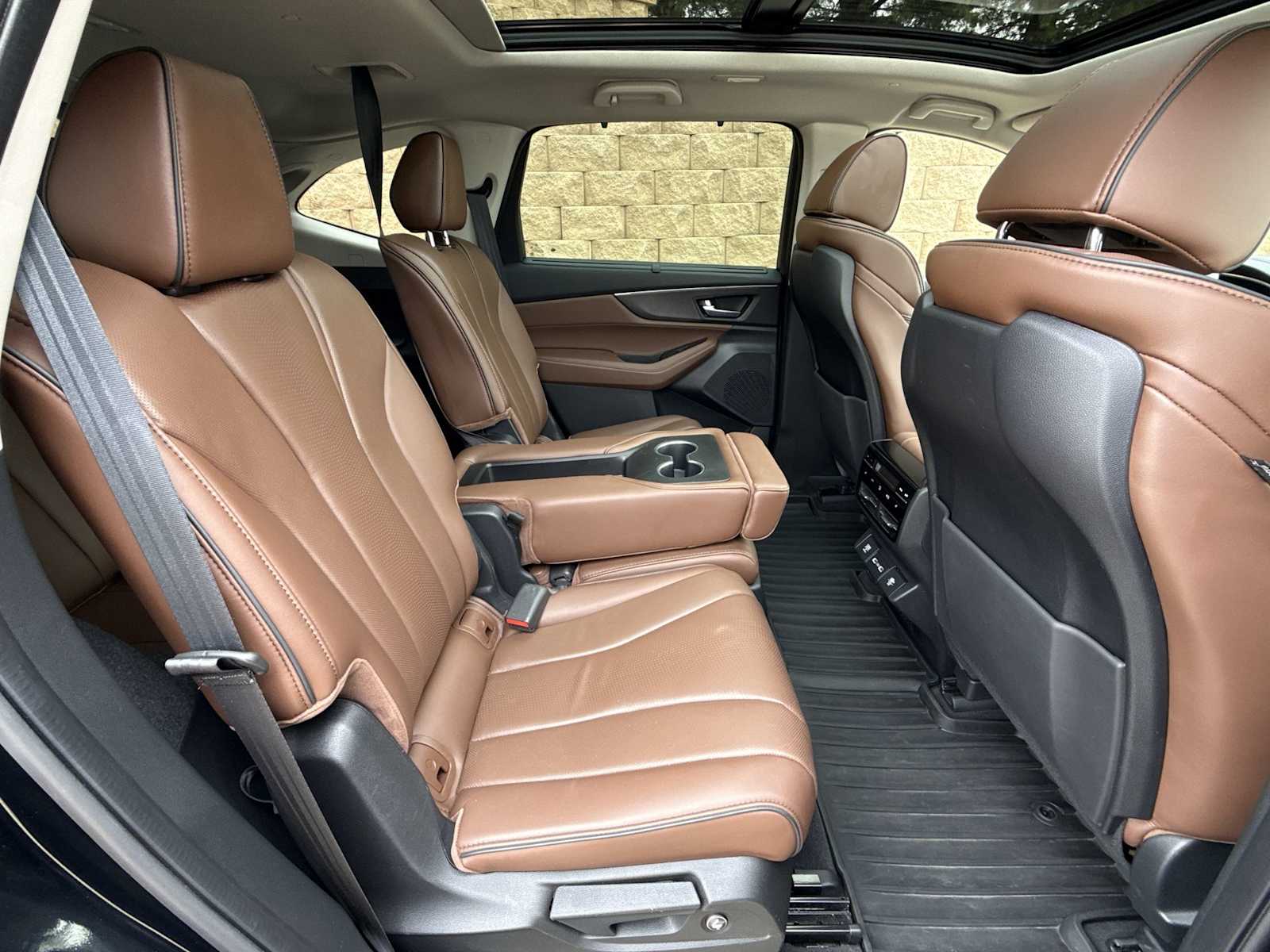 Thumbnail: 2023 Acura MDX - 22