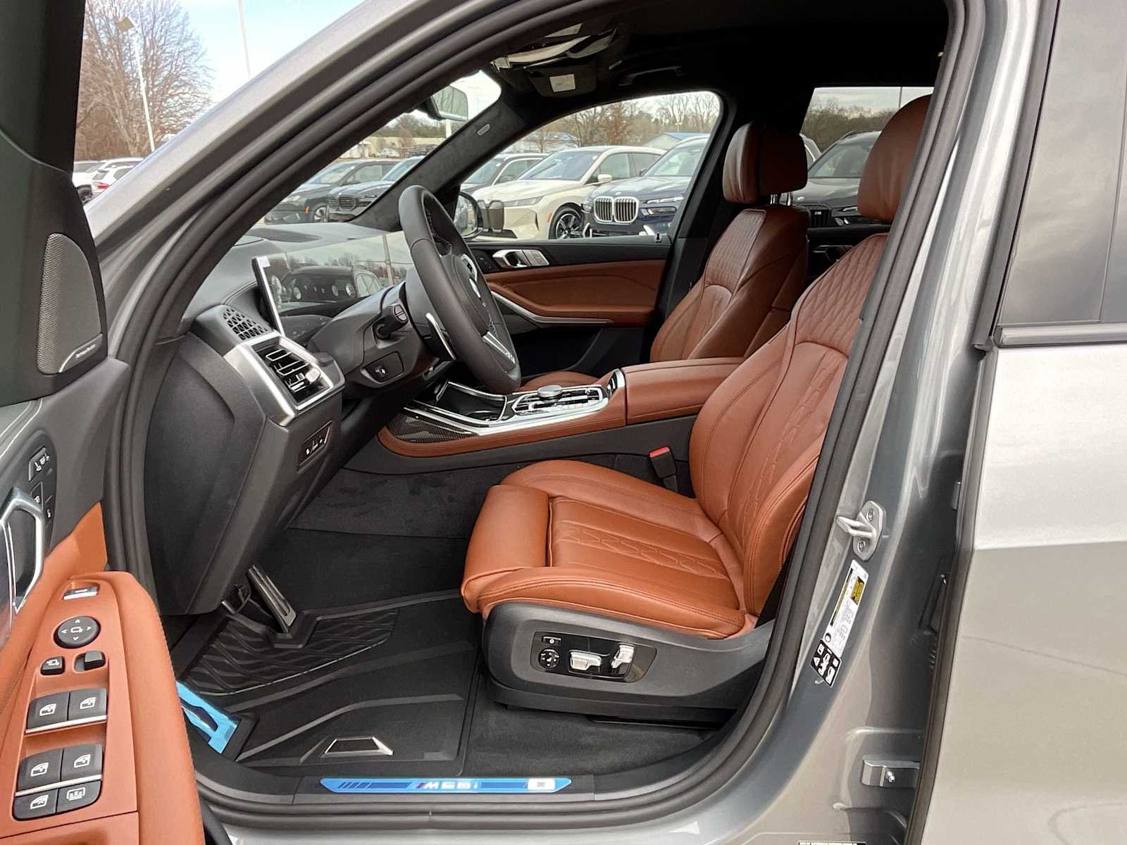 Thumbnail: 2026 BMW X7 - 10