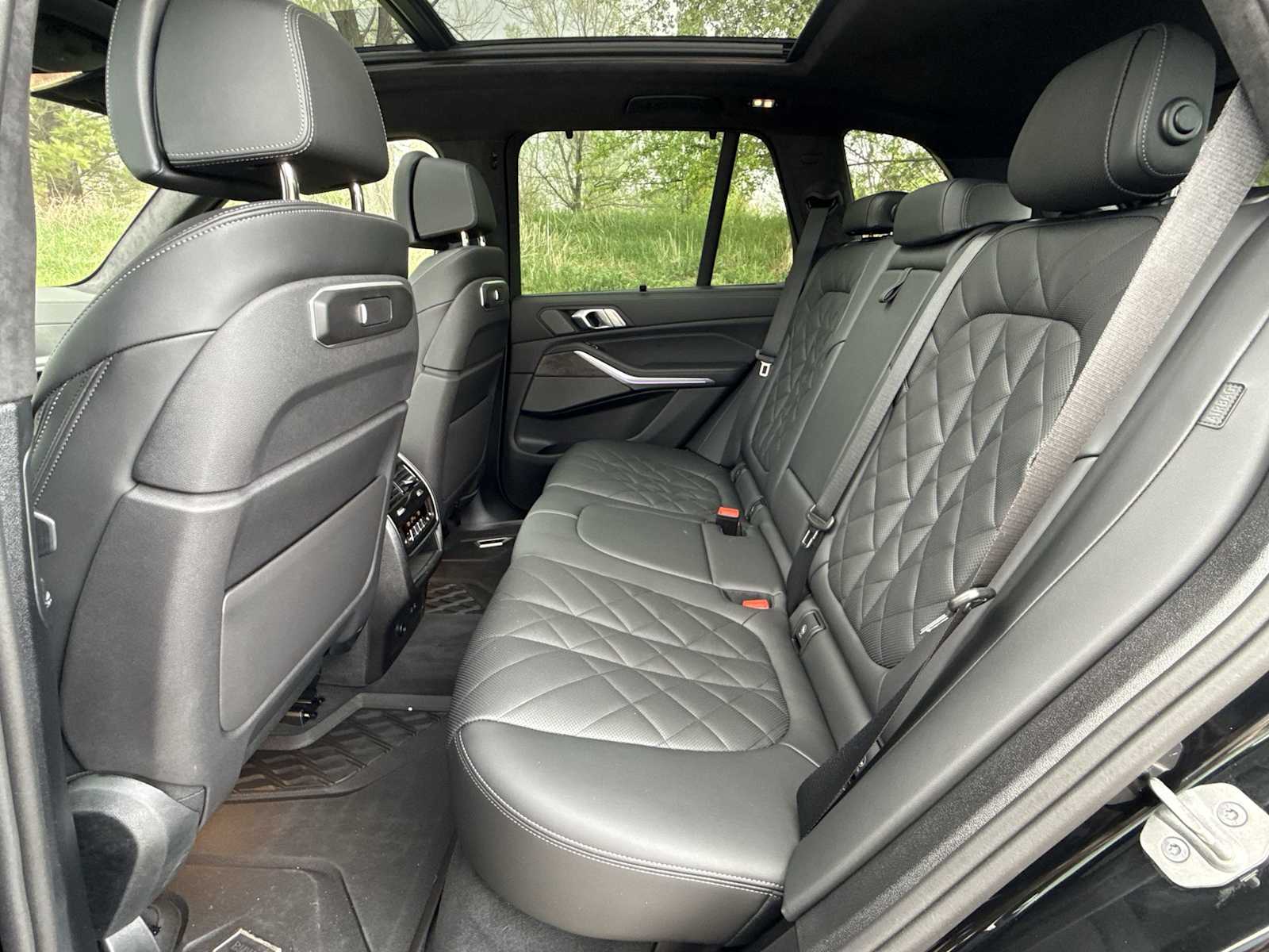 Thumbnail: 2026 BMW X5 - 21