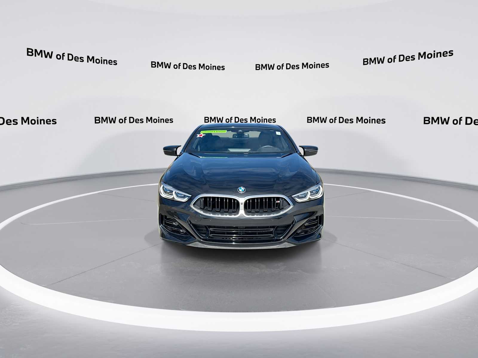 Thumbnail: 2025 BMW 8 Series - 3