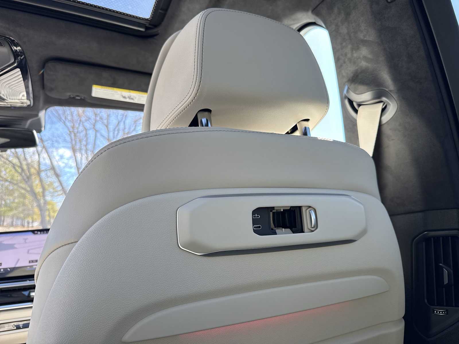 Thumbnail: 2026 BMW X5 - 41