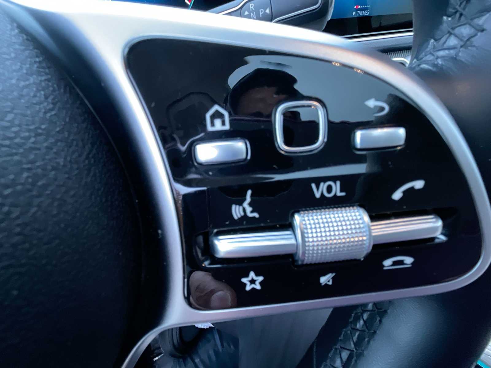 Thumbnail: 2021 Mercedes-Benz GLE - 27