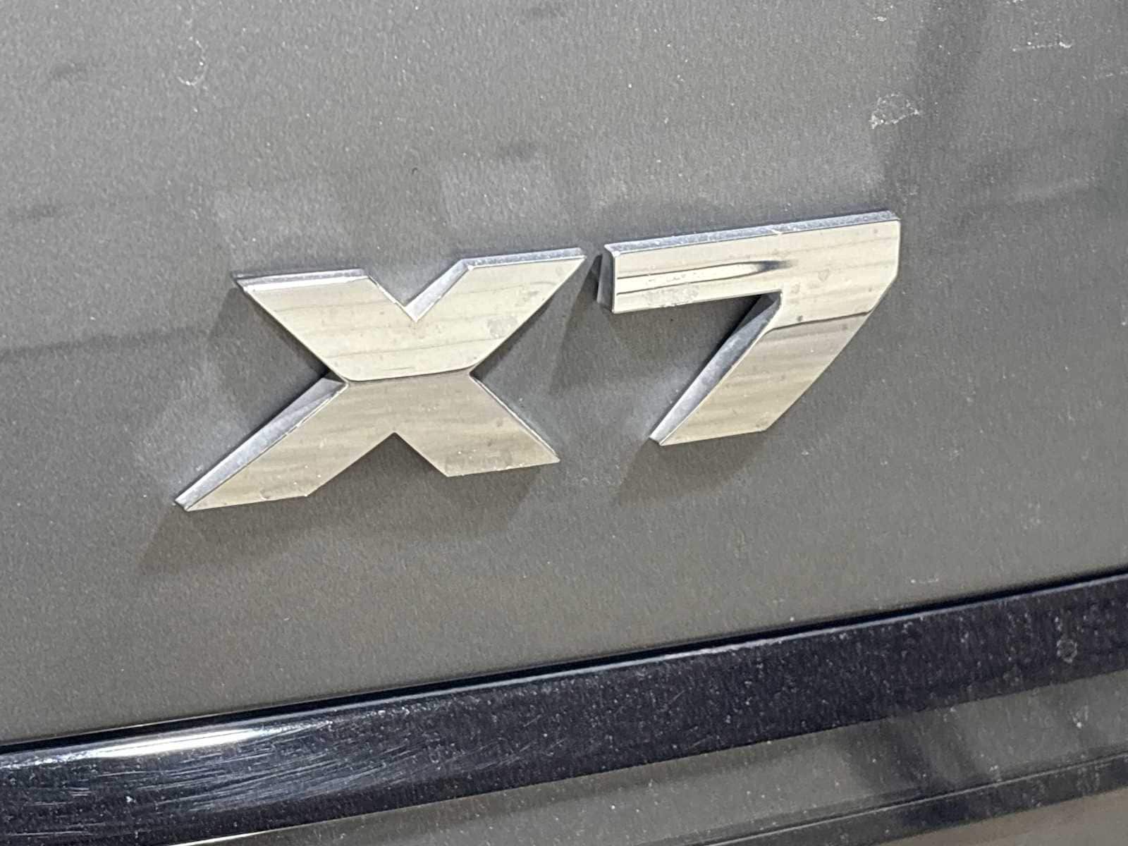 Thumbnail: 2024 BMW X7 - 13