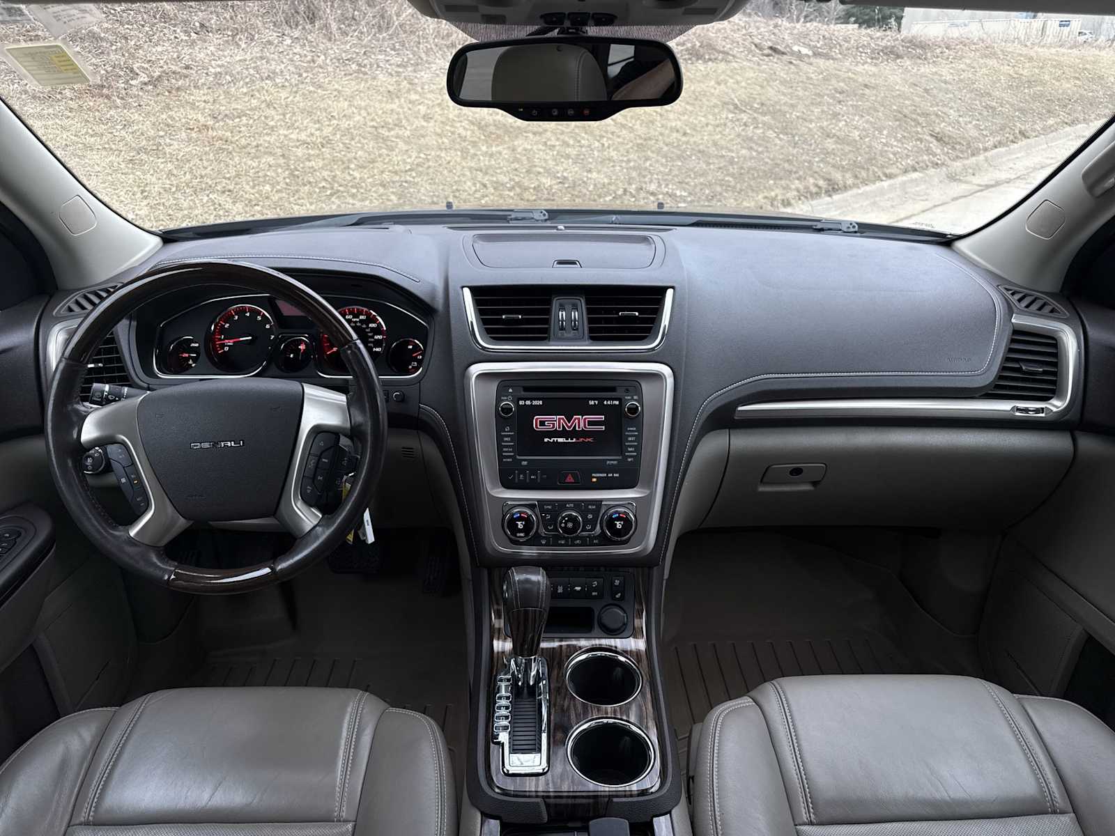 Thumbnail: 2013 GMC Acadia - 16