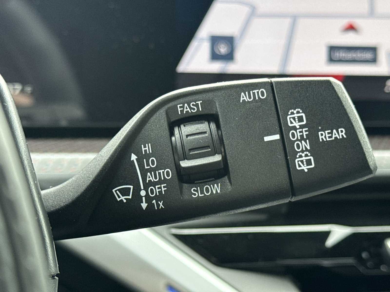 Thumbnail: 2026 BMW XM - 28