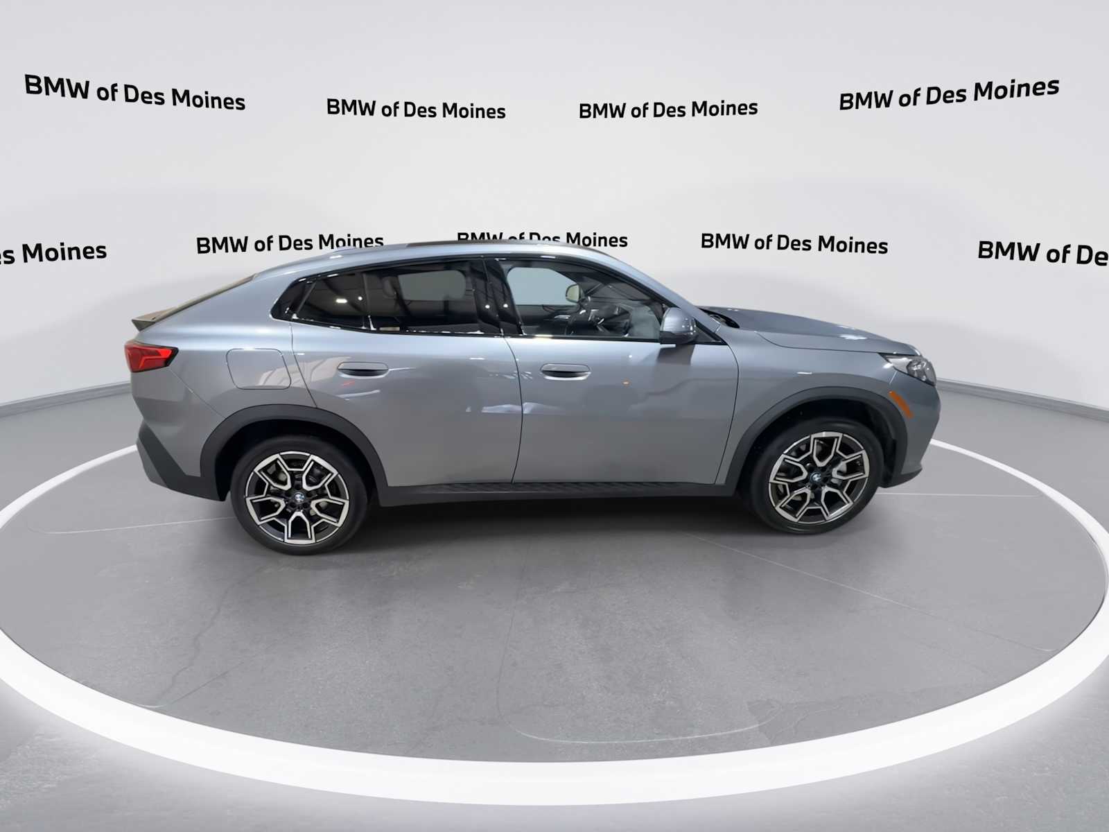 Thumbnail: 2025 BMW X2 - 9