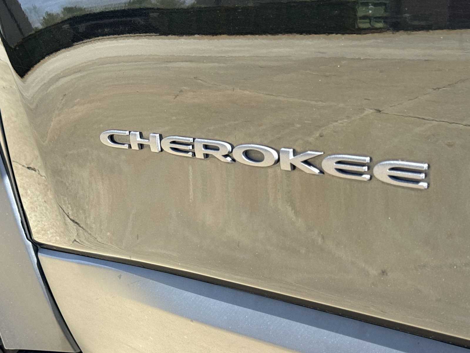 Thumbnail: 2016 Jeep Cherokee - 13