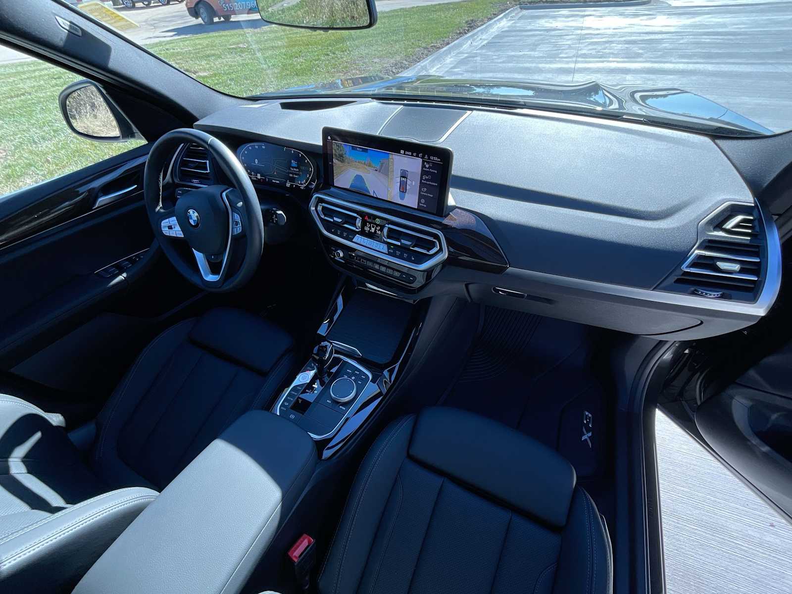 Thumbnail: 2024 BMW X3 - 17