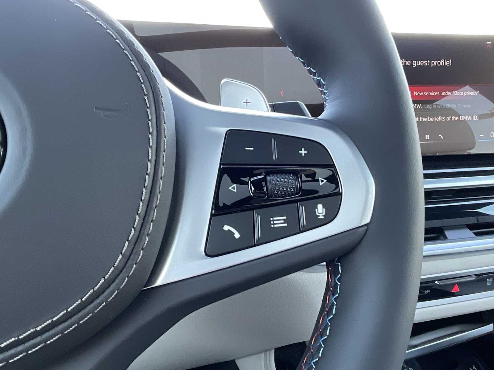Thumbnail: 2026 BMW X7 - 26