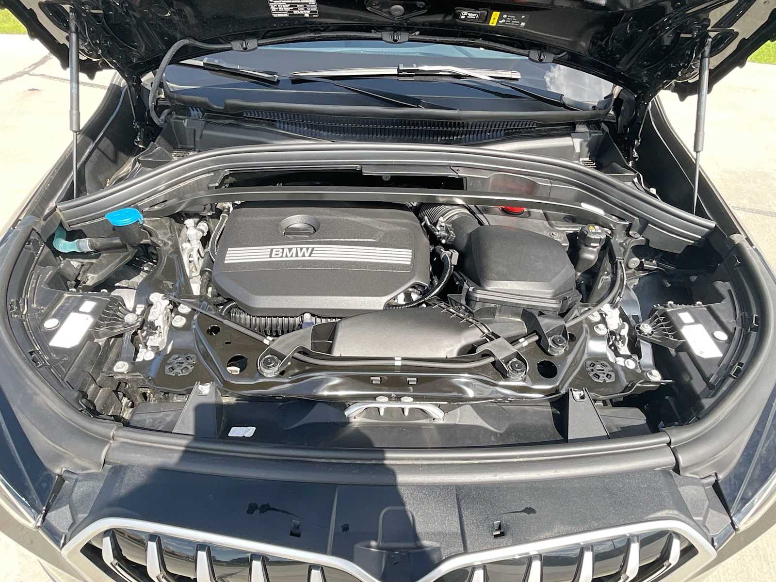 Thumbnail: 2025 BMW X1 - 14